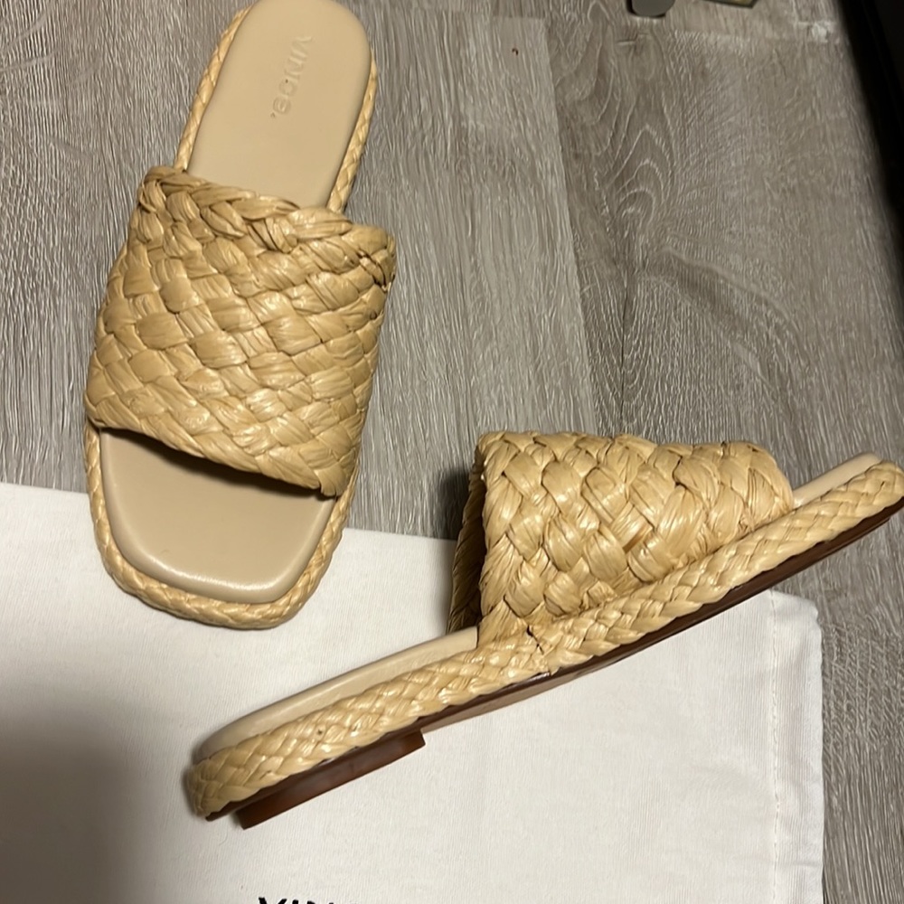 Vince sandals. - Picture 7 of 10